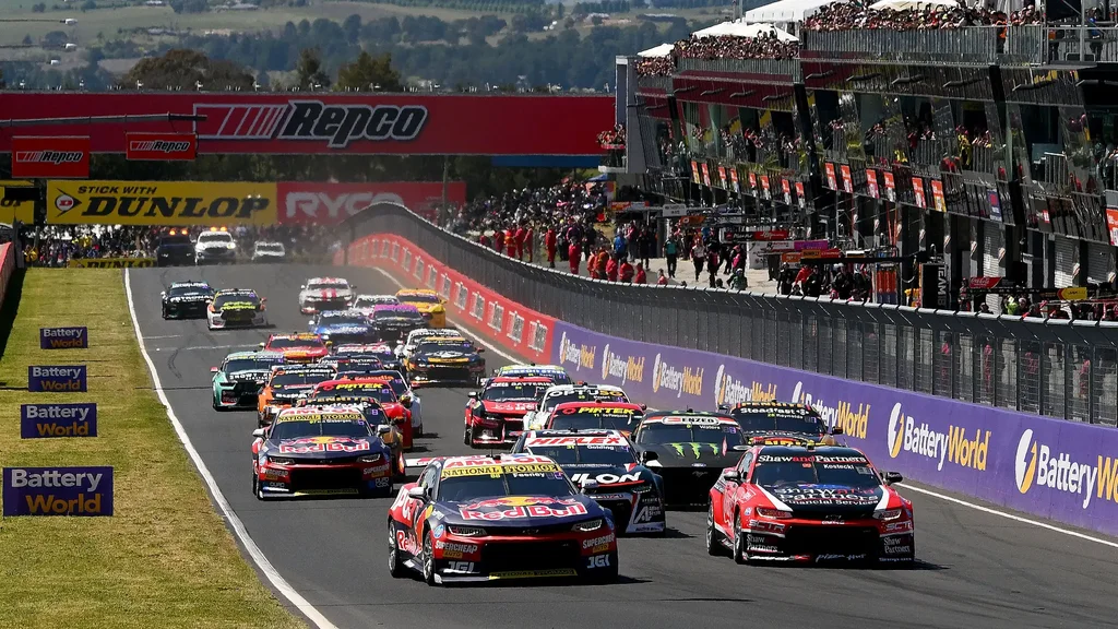 2025-nji ýyl üçin V8 Supercars şemasy mälim edildi