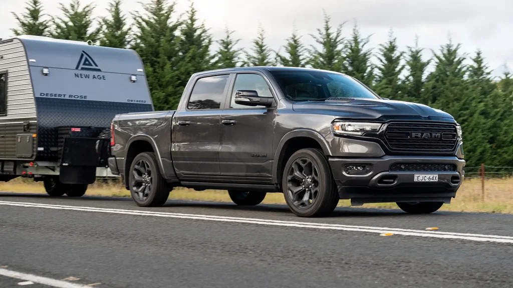 2024 Ram 1500: Hemi V8 wagty tamamlanýar