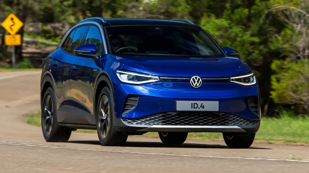 Volkswagen ID.4 we ID.3 täzelenýär